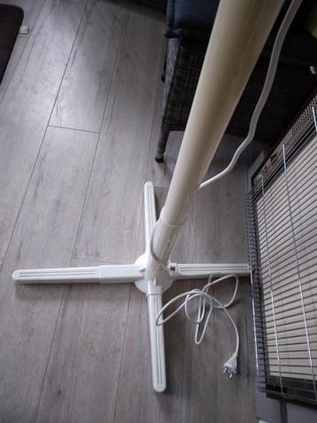 staande haardroger Babyliss beschikbaar voor biedingen