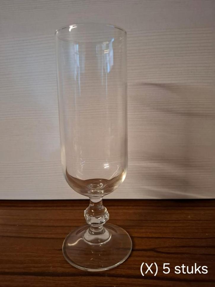Set van 5 retro champagneglazen op voet, Verzamelen, Glas en Drinkglazen, Zo goed als nieuw, Ophalen of Verzenden