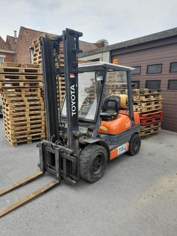 Heftruck beschikbaar voor biedingen