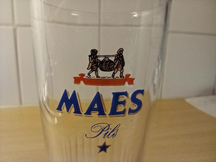 Retro Bier glas Maes-Pils Jaren '70 verzamelobject, Antiek en Kunst, Curiosa en Brocante, Ophalen of Verzenden