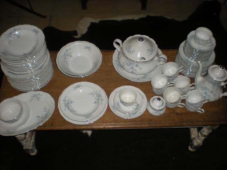 bavaria 12delig porseleinen koffie- en eetservies, Antiek en Kunst, Antiek | Servies compleet, Ophalen