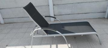 Ligbed aluminium met verstelbare rugleuning grijs beschikbaar voor biedingen