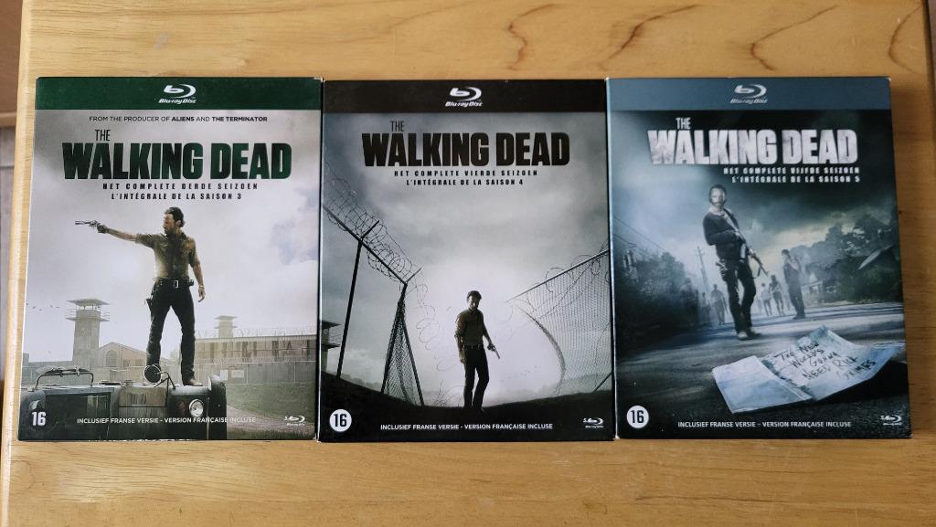 Lot coffrets Blu-Ray The Walking Dead (PRIX PAR COFFRET), Cd's en Dvd's, Blu-ray, Ophalen, Zo goed als nieuw, Horror, Boxset