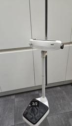 oude medische weegschaal, Elektronische apparatuur, Weegschalen, Ophalen