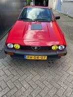 Alfa Romeo GTV6 2.5 V6 Busso en Spider 4, Auto's, Alfa Romeo, Achterwielaandrijving, Zwart, Particulier, Velours