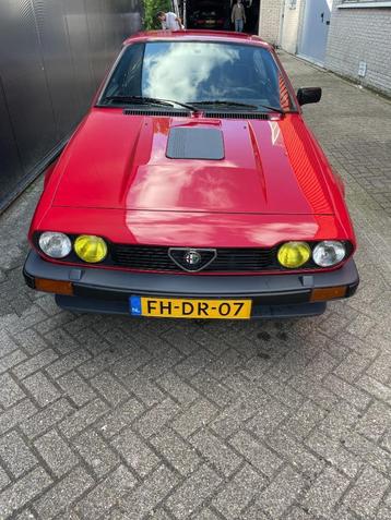 Alfa Romeo GTV6 2.5 V6 Busso en Spider 4 beschikbaar voor biedingen