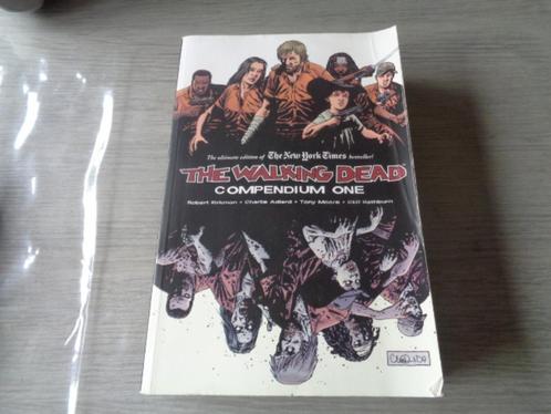 Robert Kirkman:The Walking Dead - Compendium Volume 1, Boeken, Stripverhalen, Zo goed als nieuw, Ophalen of Verzenden