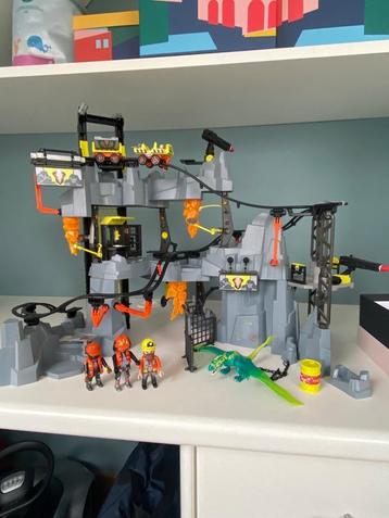 Playmobil dino rise (werken in de mijnen) beschikbaar voor biedingen