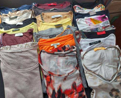 MerkT-shirts 20 stuks, Kleding | Dames, T-shirts, Zo goed als nieuw, Maat 42/44 (L), Korte mouw, Ophalen