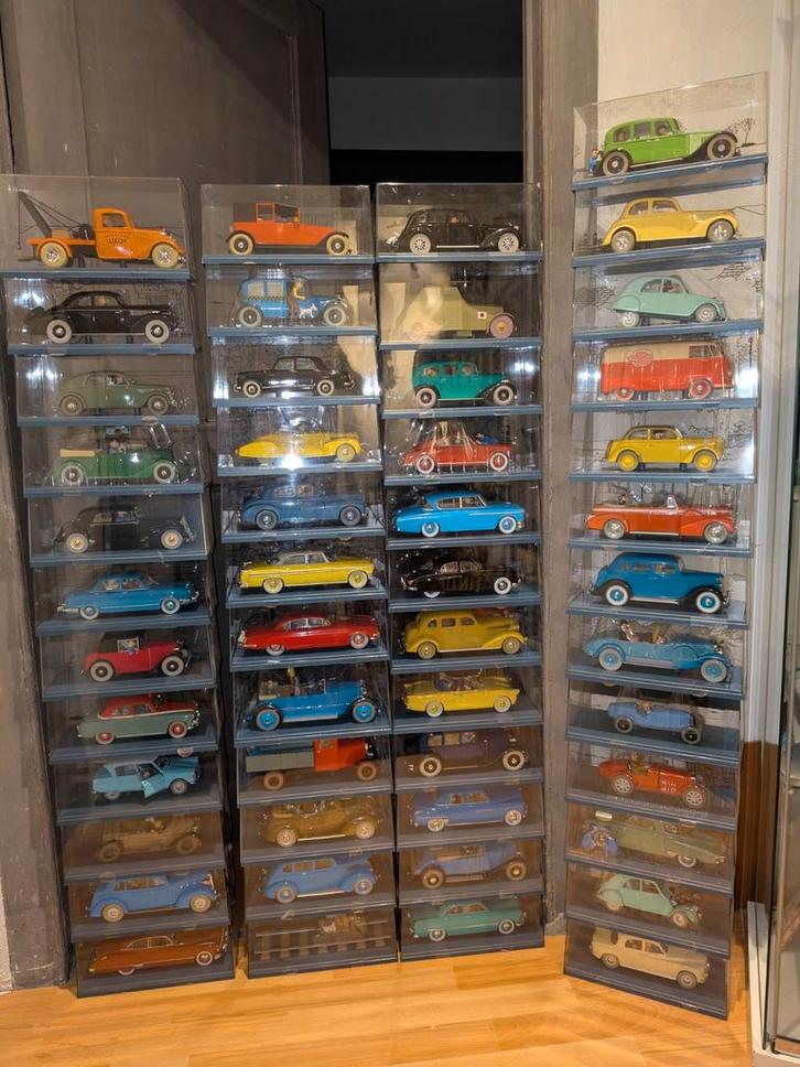 Voiture Tintin 1/24, Hobby en Vrije tijd, Verzamelkaartspellen | Pokémon, Zo goed als nieuw, Ophalen of Verzenden