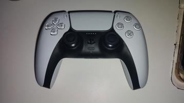 Dualsense controller disponible aux enchères
