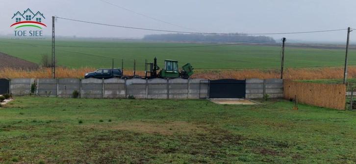 Grond te koop in Hongarije - Tiszaderzs (idn251126), Immo, Buitenland, Overig Europa, Overige soorten, Dorp