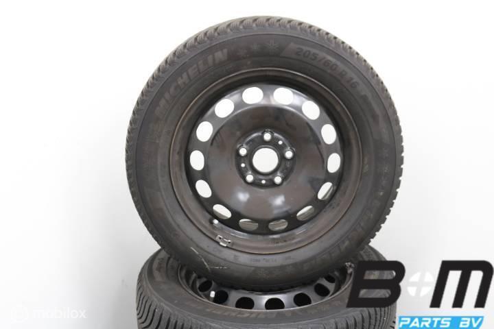 Winter! Org. 16 inch velgen Audi Q2 - VW T-Roc! 5Q0601027CK, Auto-onderdelen, Banden en Velgen, Banden en Velgen, Winterbanden