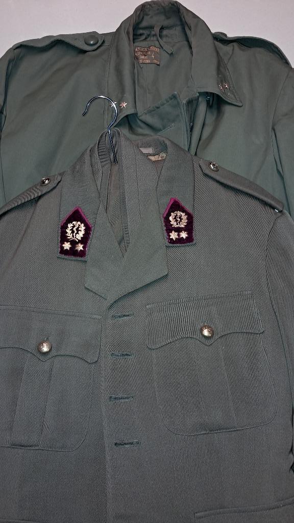 BELGIQUE - ABL - UNIFORME LIEUTENANT MEDECIN - 1965, Verzamelen, Militaria | Algemeen, Landmacht, Kunstobject, Ophalen of Verzenden