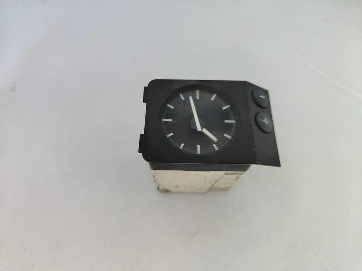 Klok analoog BMW 3 serie E36 62131387414 1387414, Auto-onderdelen, Dashboard en Schakelaars, BMW, Gebruikt, Ophalen of Verzenden