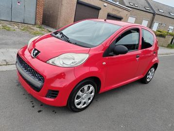 Peugeot 107 1.0i benzine 5-porte klaar om nieuw te worden ge, Auto's, Euro 5, Bedrijf, Te koop, Benzine