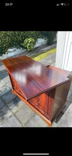 Kast in engelse stijl / gratis afhalen, Huis en Inrichting, Ophalen, Gebruikt