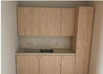 keuken/ keukentje beschikbaar voor biedingen