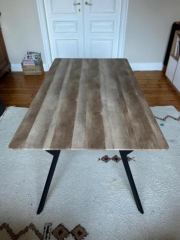 Table à manger 160x90, Maison & Meubles, Tables | Tables à manger, 150 à 200 cm, Cinq personnes ou plus, Comme neuf, Enlèvement