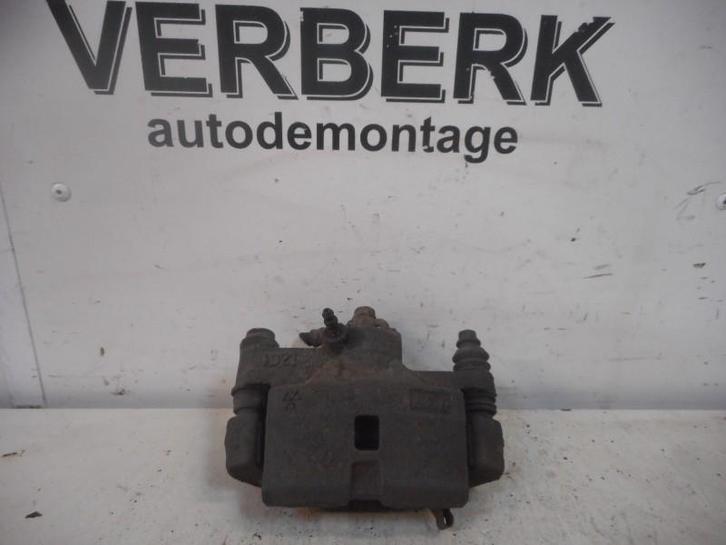 REMKLAUW LINKS ACHTER Toyota Celica (T20) (01-1993/11-1999), Auto-onderdelen, Remmen en Aandrijving, Toyota, Gebruikt