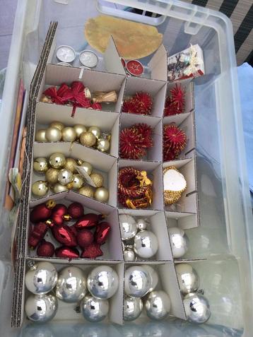 Kerstversiering  beschikbaar voor biedingen