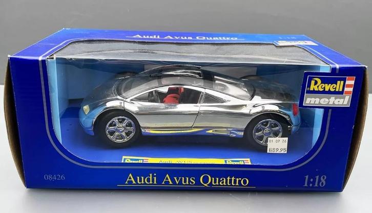 1:18 Revell 08426 Audi Avus Quattro chrome 1991 concept, Hobby en Vrije tijd, Modelauto's | 1:18, Gebruikt, Auto, Revell, Ophalen of Verzenden