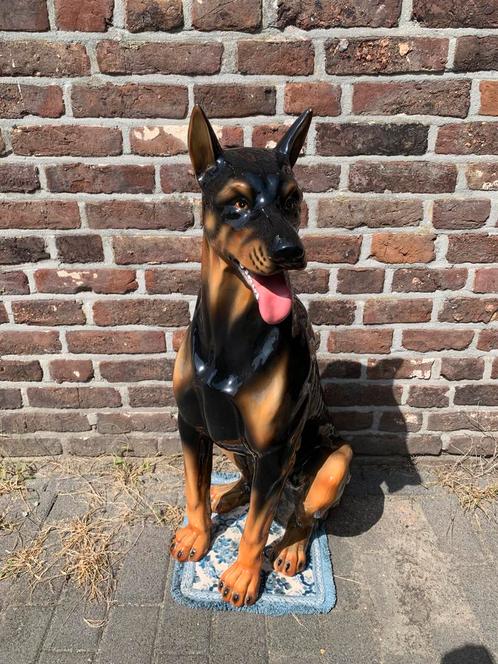 Grote porseleinen Dobermann beeld, Verzamelen, Beelden en Beeldjes, Zo goed als nieuw, Ophalen