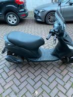 Piaggio zip 50cc 4takt, Fietsen en Brommers, Ophalen, Zo goed als nieuw, Zip