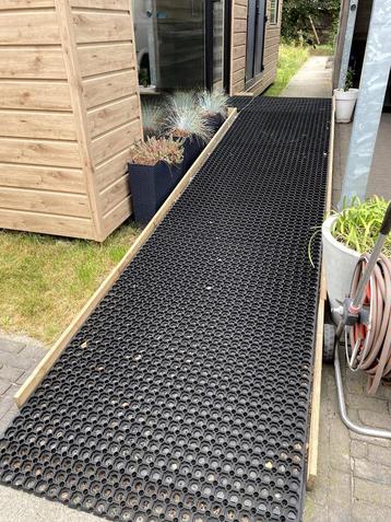 Rubber ringmat op rol - Dikte 23 mm - Breedte 100 cm, L=7m beschikbaar voor biedingen
