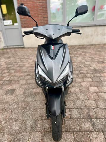Scooter GTS Klasse A, Enlèvement, Classe A (25 km/h), Essence, Gts