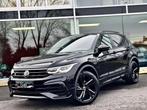 Volkswagen Tiguan FULL BLACK 1.5 TSI R-Line / CARPLAY / CAM, Automaat, USB, 4 cilinders, Alcantara