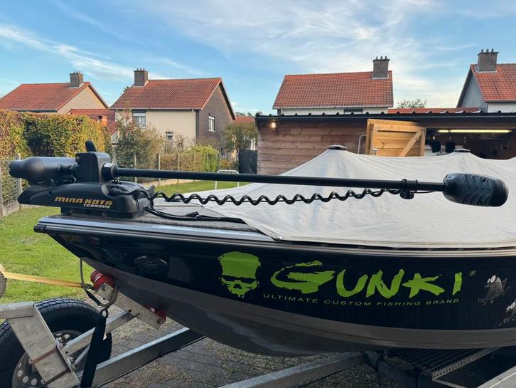 Crestliner Protiller 1650 (2015) roofvisboot, Watersport en Boten, Speedboten, Zo goed als nieuw, Ophalen