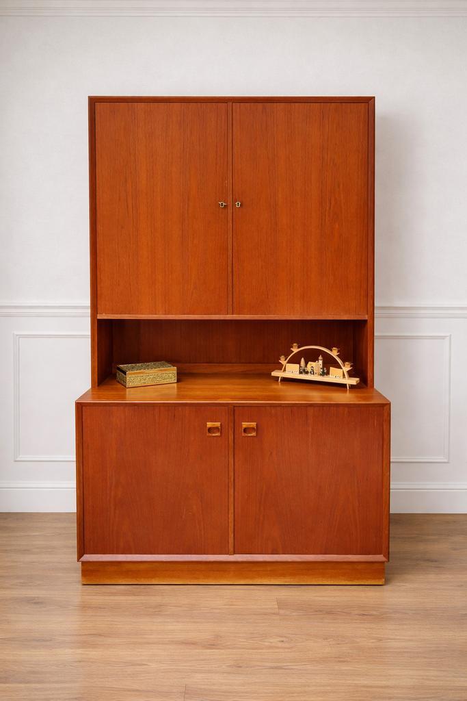 Prachtige Deens design vintage kast. Highboard, Maison & Meubles, Armoires | Armoires murales, Comme neuf, 150 à 200 cm, Moins de 150 cm