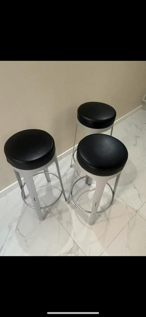 Tabouret Leonardo Rossano, Maison & Meubles, Tabourets de bar, Comme neuf, 60 à 90 cm, Cuir, Métal, 3 tabourets, Avec repose-pieds