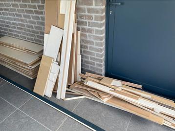 Plafond planken ongeveer 17 vierkante meter beschikbaar voor biedingen