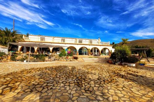 Espagne.Andalousie. Maison de caractère 8Ch avec piscine, Immo, Étranger, Espagne, Maison d'habitation, Village