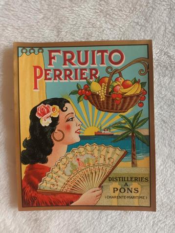 Mooi etiket FRUITO PERRIER Litho, verguldsel rond 1930 beschikbaar voor biedingen