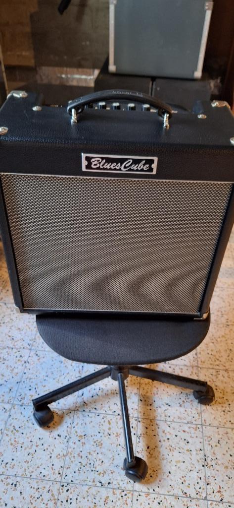Roland Blues Cube Hot, Muziek en Instrumenten, Versterkers | Bas en Gitaar, Zo goed als nieuw, Gitaar, Ophalen