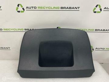 Achterklep Bekleding Dacia Sandero 2 Stepway 909004811R beschikbaar voor biedingen