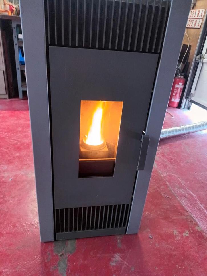 Pelletkachel 8kw, Huis en Inrichting, Kachels, Pelletkachel, Ophalen