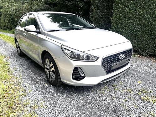 Hyundai i30 i30 1.0 T-GDI apple car play/line ass .key less, Auto's, Hyundai, Bedrijf, Te koop, i30, ABS, Achteruitrijcamera, Airbags