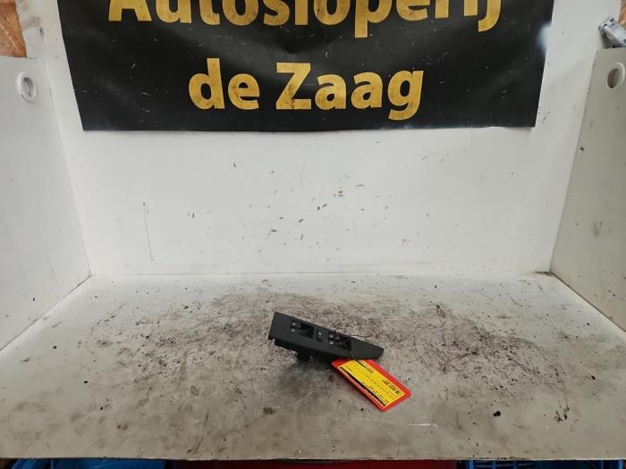 Commutateur vitre électrique d'un Seat Leon, Autos : Pièces & Accessoires, Tableau de bord & Interrupteurs, Seat, Utilisé, 3 mois de garantie