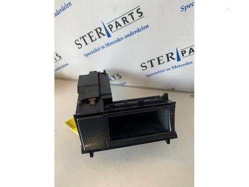 Asbak voor van een Mercedes SLK, Auto-onderdelen, Interieur en Bekleding, Mercedes-Benz, Gebruikt, 3 maanden garantie, Ophalen of Verzenden