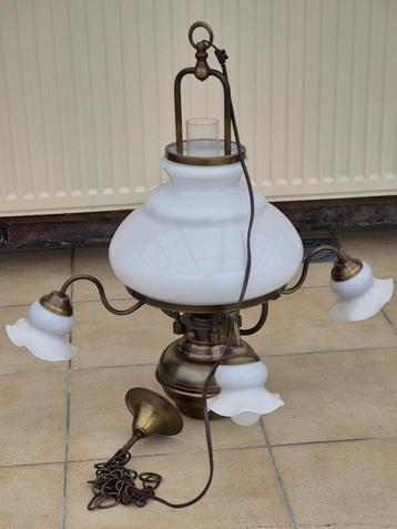 hanglampen beschikbaar voor biedingen