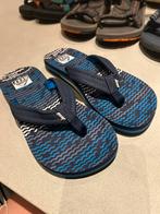 Slippers Reef maat35/36, Ophalen, Zo goed als nieuw
