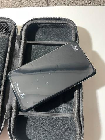 Aun mini projector X2 android, beamer beschikbaar voor biedingen