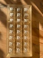 Chocolade vormen walnoot, Postzegels en Munten, Ophalen