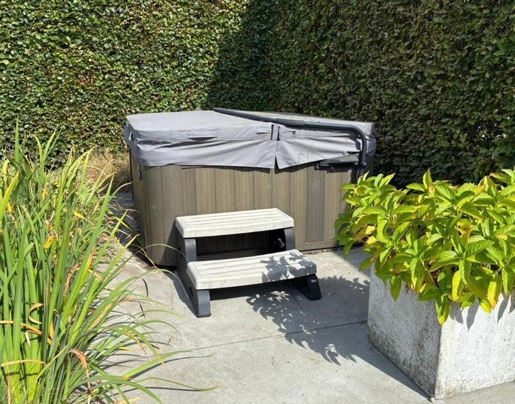 Jacuzzi J215, Tuin en Terras, Bubbelbaden en Hottubs, Gebruikt, Vast, Trap, Ophalen