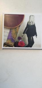 BIRDPAULA give in to love CD, Ophalen of Verzenden, Zo goed als nieuw