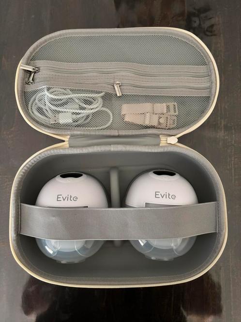 Dubbele handsfree borstkolven, Kinderen en Baby's, Babyvoeding en Toebehoren, Zo goed als nieuw, Borstkolf, Ophalen